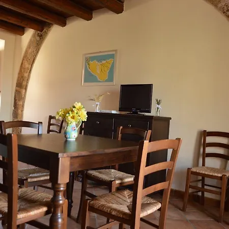 Masseria La Chiusa Hotel